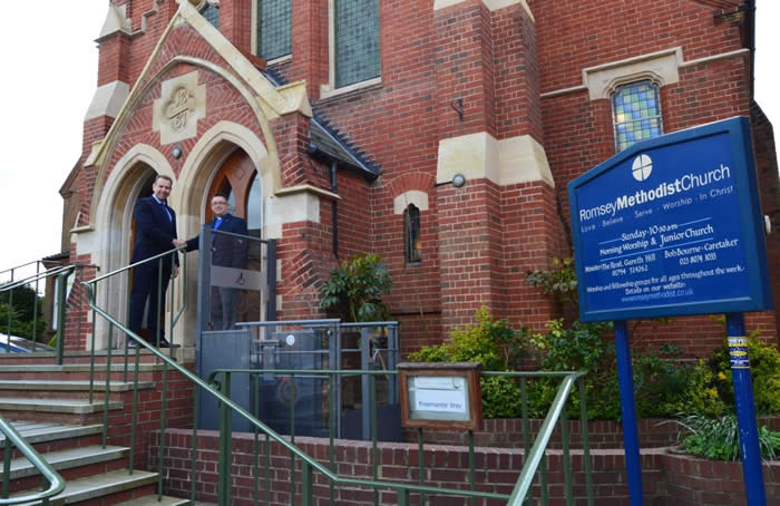 Our Operations Director, Paul Hillman, shakes hands with the Revd Gareth Hill, of Romsey Methodist Church